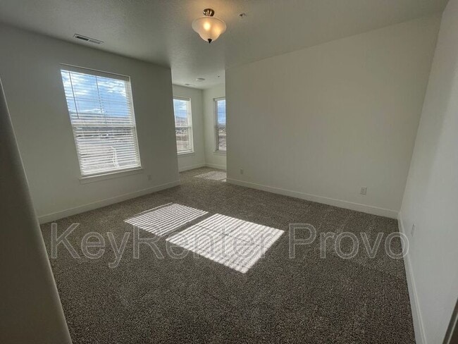 Building Photo - 1923 N 3410 W