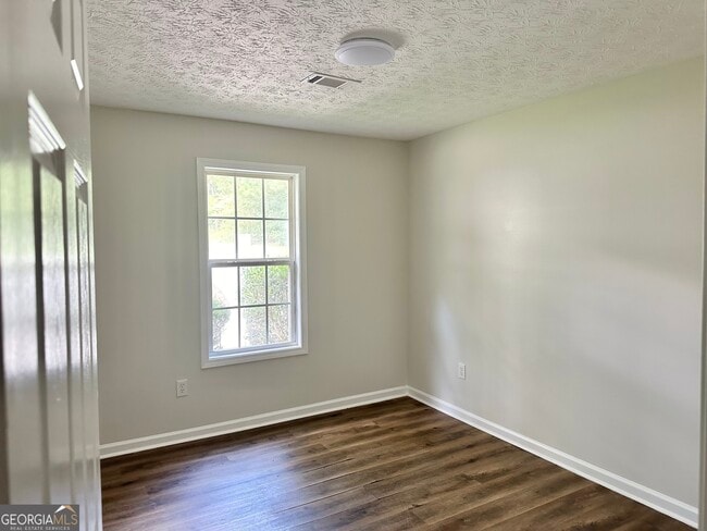 Building Photo - 120 Carroll Creek Ln
