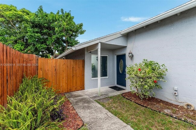 Building Photo - 8250 SW 3rd Pl