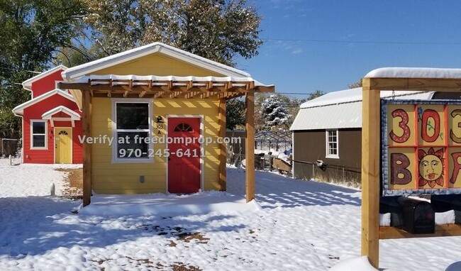 Building Photo - MINIMALIST LIVING  Brand New Tiny Home