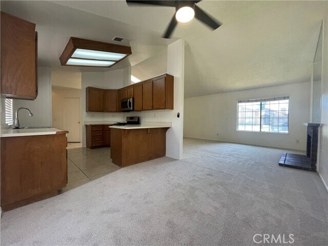 Building Photo - 24620 Mantee Pl