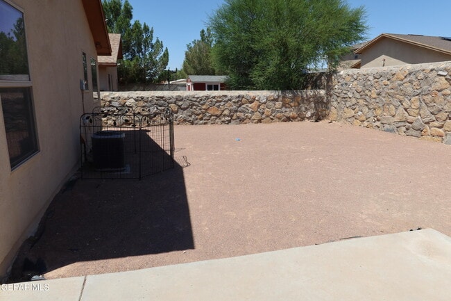 Building Photo - 14217 Otter Point Ct