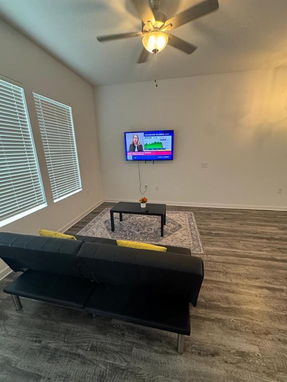 Building Photo - 680 Naumann Dr