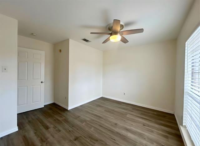 Building Photo - 5533 King Dr