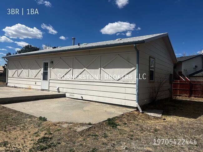 Building Photo - 1066 Williams St