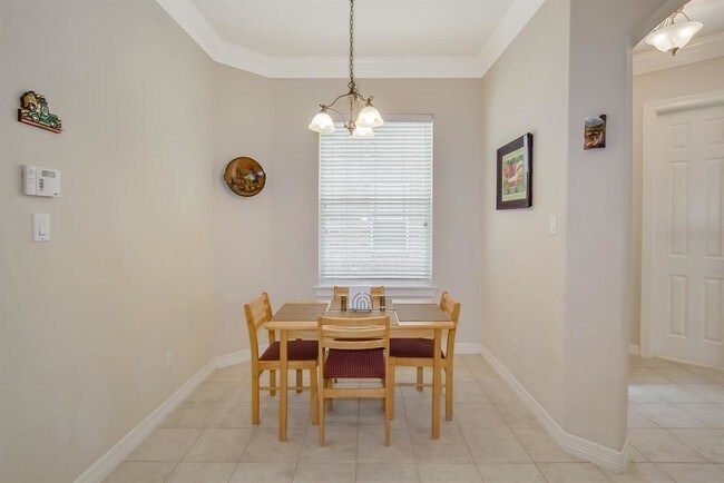 Building Photo - 1130 Sopris Dr