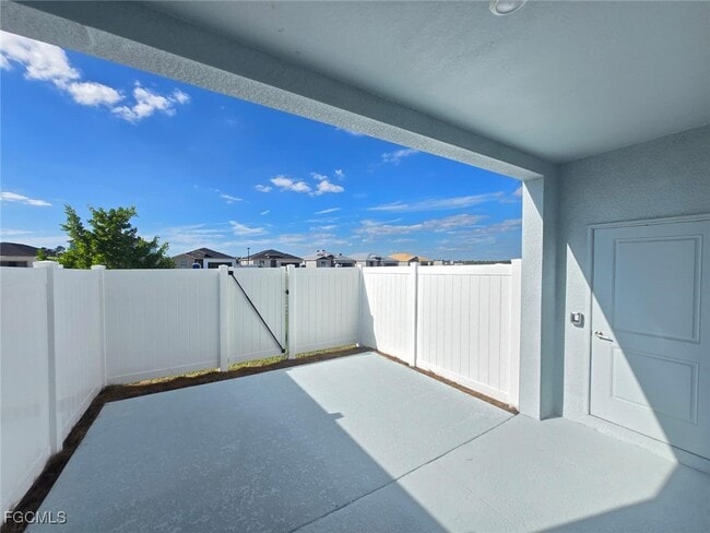 Building Photo - 14947 White Pearl Rd