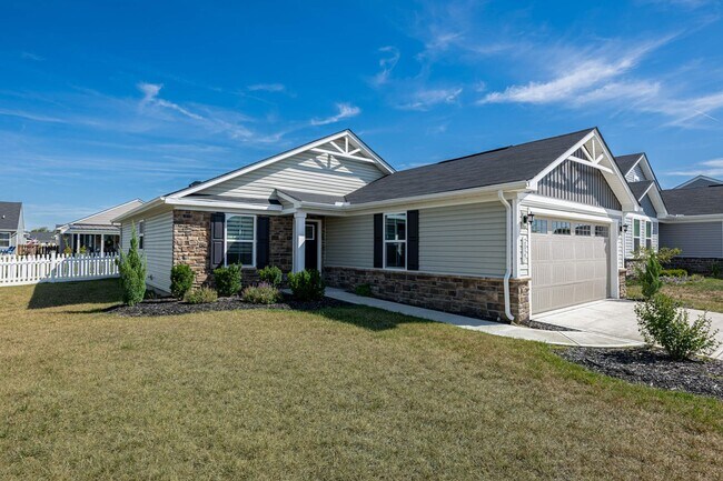 Primary Photo - Gorgeous Newer Home in New Development