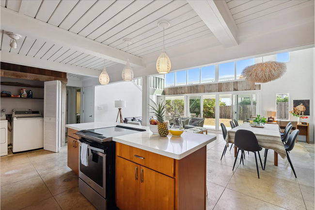 Building Photo - Amazing Fully Furnished Single-Family Two-Story Home Just One House from Kailua Beach – 6 Bedroom...