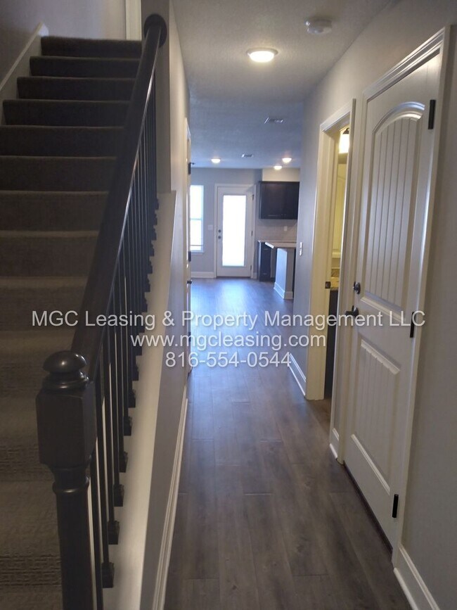Building Photo - SERRANO, DURANGO LUXURY TOWNHOME: COMMUTER...