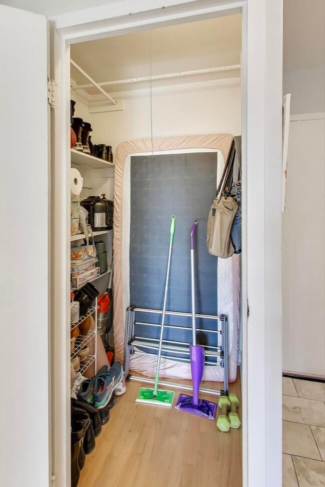 Building Photo - 3100 N Lake Shore Dr