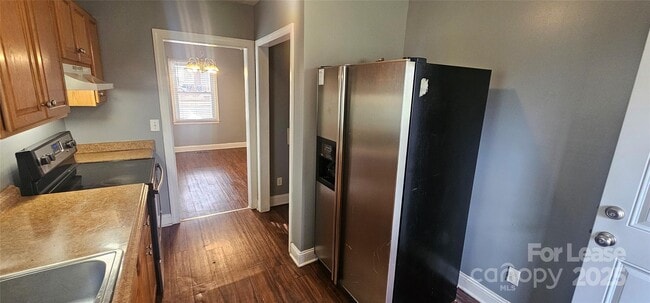 Building Photo - 400 Keswick Ave