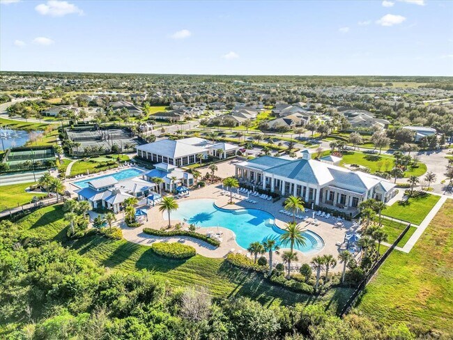 Building Photo - 2360 Datura Lp