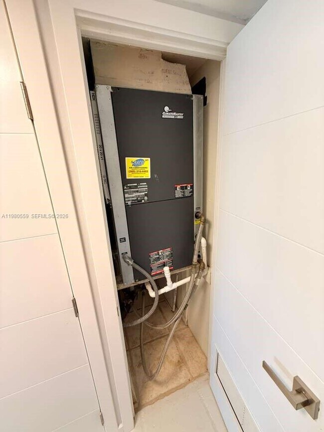 Building Photo - 2750 NE 183rd St