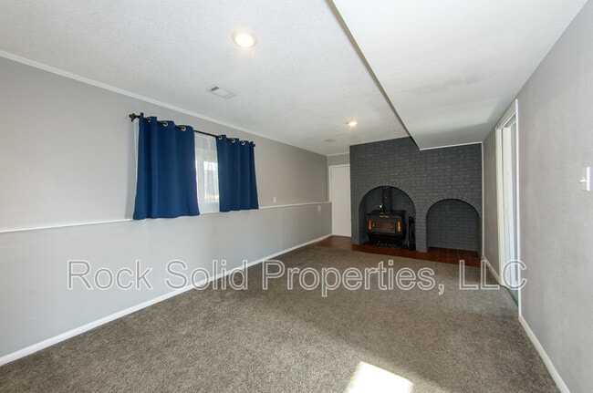Building Photo - 5450 Atlantic Dr