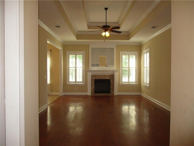 Building Photo - 554 Freedom Trail