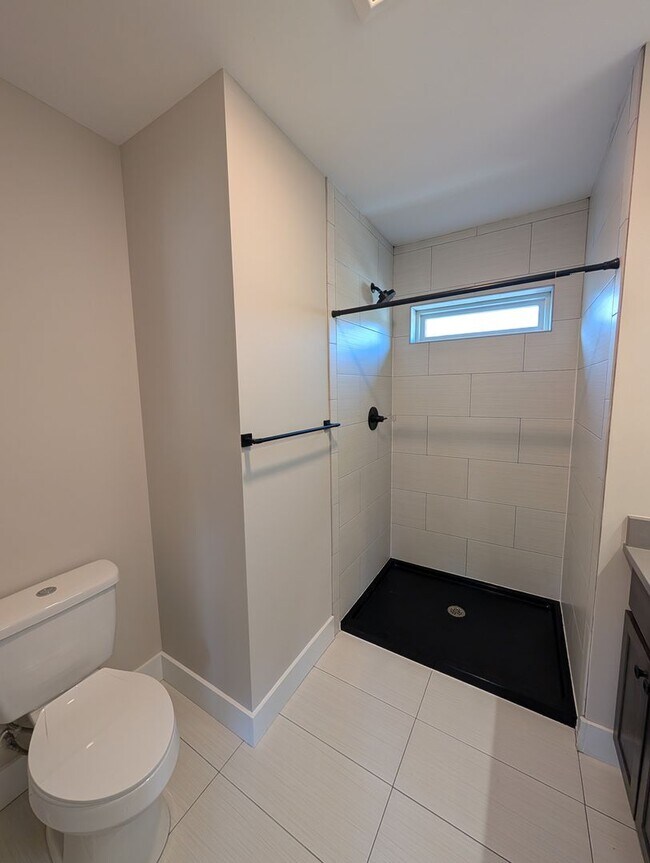 Building Photo - Swannanoa Rental