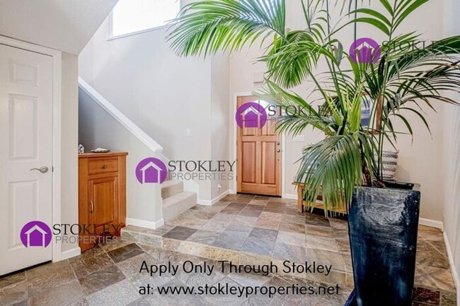 Building Photo - 155 Farallon Ct