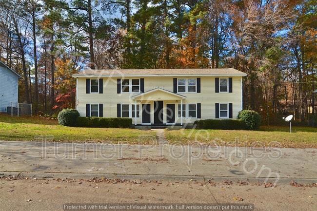 Building Photo - 121 Beatty Downs Rd