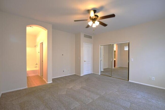 Building Photo - Mesa Gem in a Gated Community