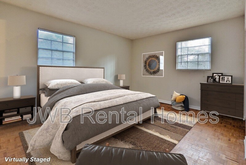 Building Photo - 11800 Mandarin Forest Dr