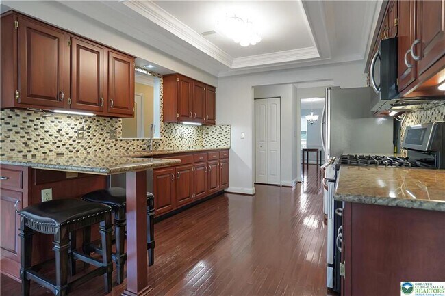 Building Photo - 202 McNair Cir