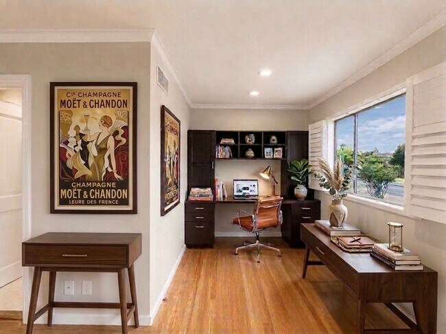 Building Photo - Refined Piedmont Residence with Timeless Mid-Centry Appeal