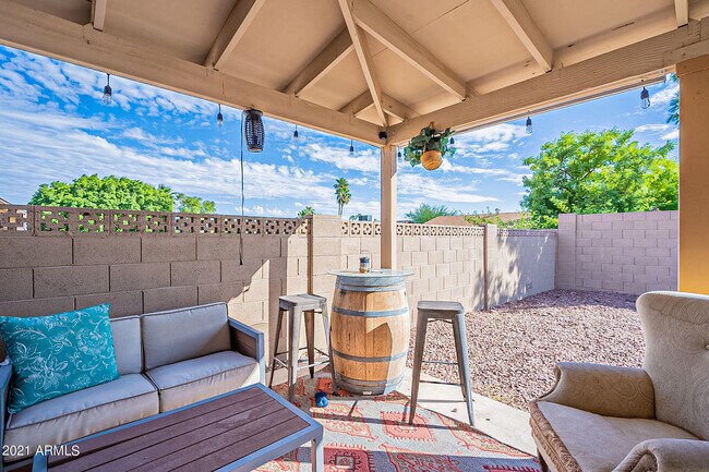 Building Photo - 4353 E Pearce Rd