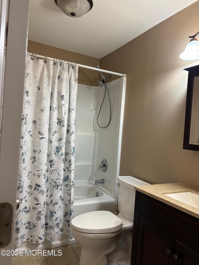 Building Photo - 330 NJ-35