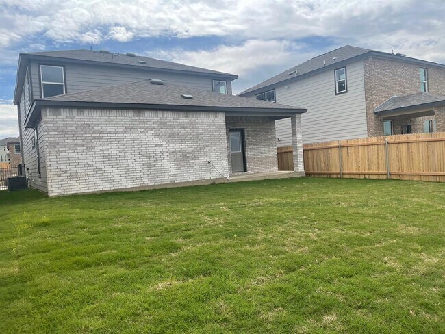 Building Photo - 12620 Anthology St