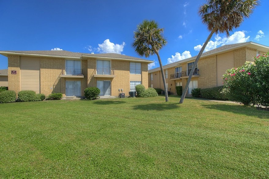 Building Photo - ASHTON PLACE APARTMENTS