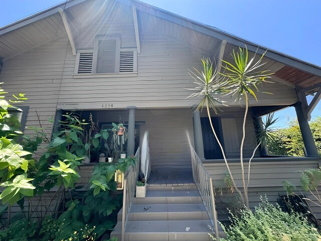 Building Photo - 4360 Willow Brook Ave