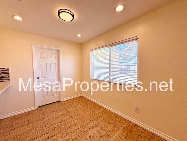 Building Photo - 16149 Orange St