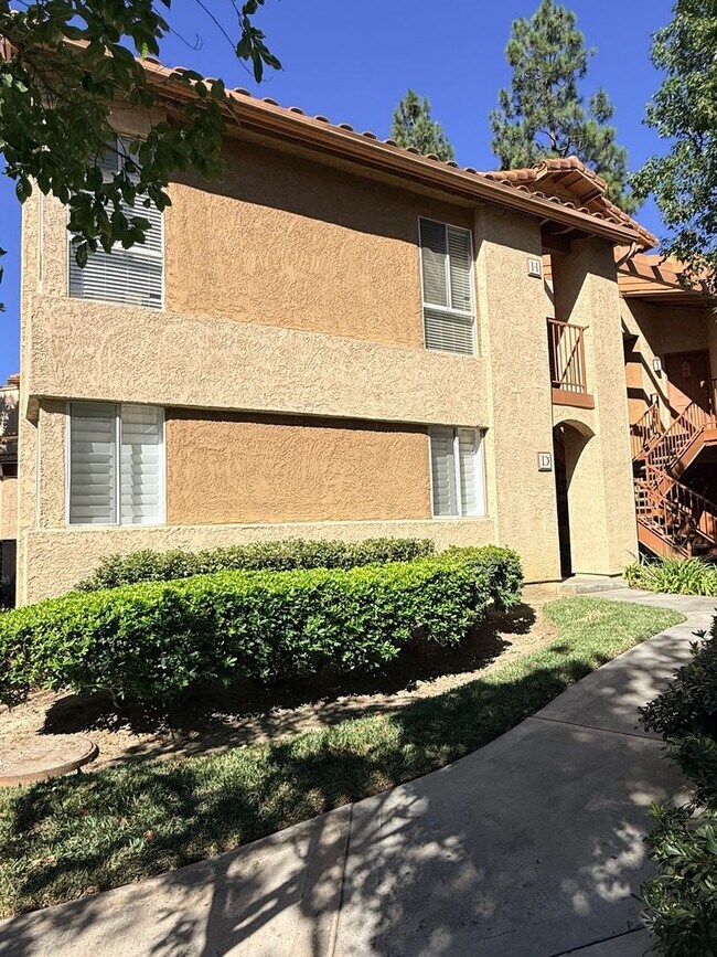 Building Photo - **Coming Soon ** Condo in The Hills Yorba ...