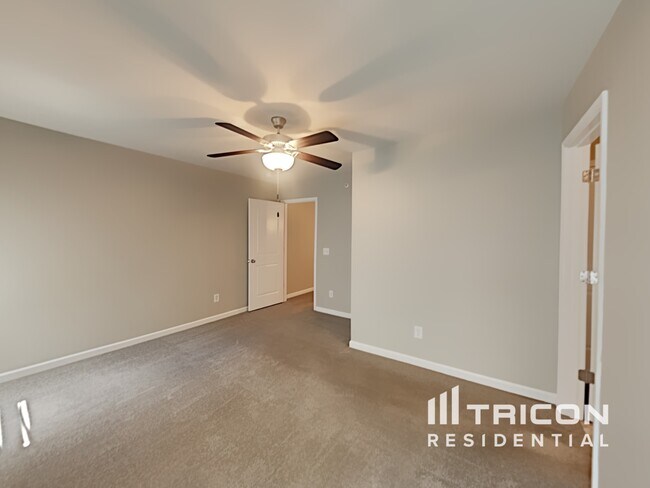 Building Photo - 129 Hickory Sta Ln
