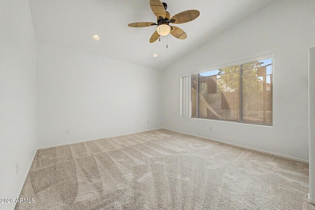 Building Photo - 14834 W Lamoille Dr