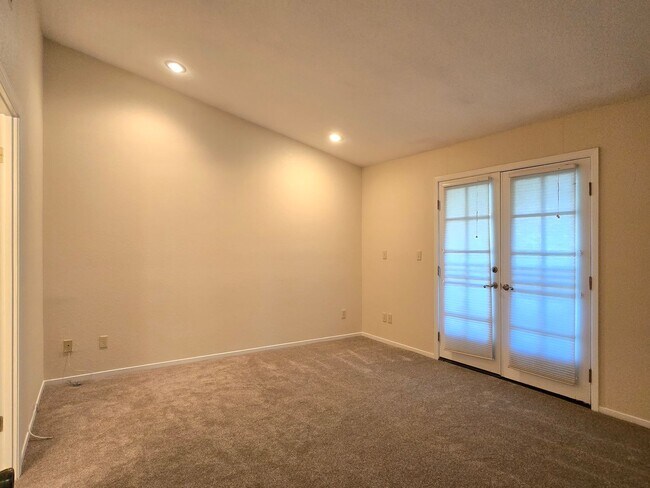 Building Photo - Single Family Home, Remodeled Inside and O...