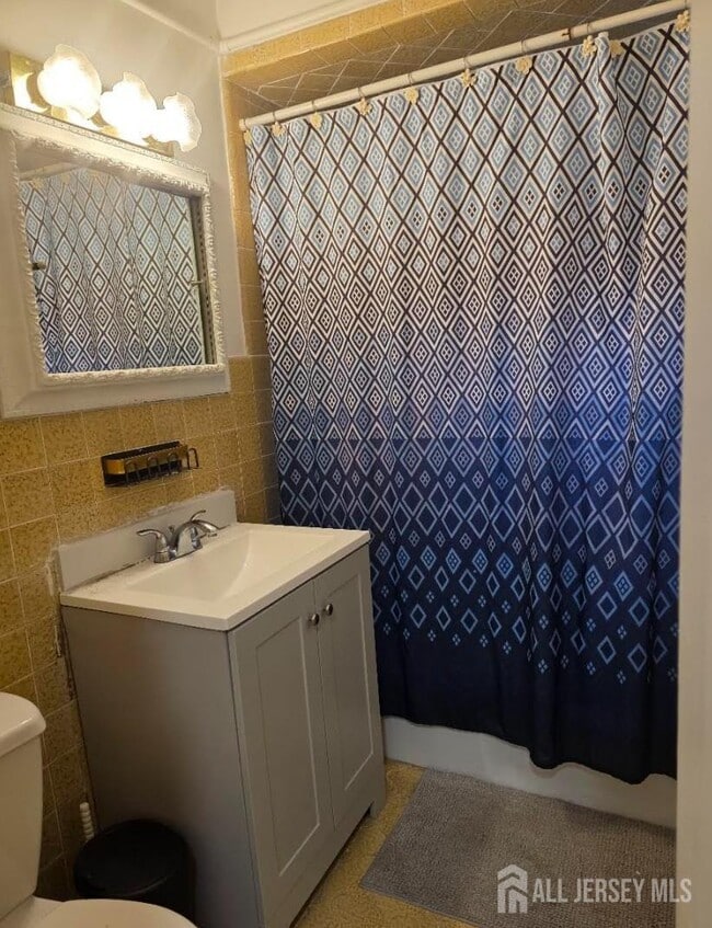 Building Photo - 149 Ethel St