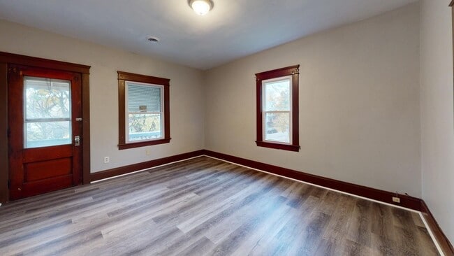 Building Photo - 3414 W 44th St