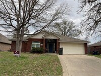 Building Photo - 2828 Brandywine Cir
