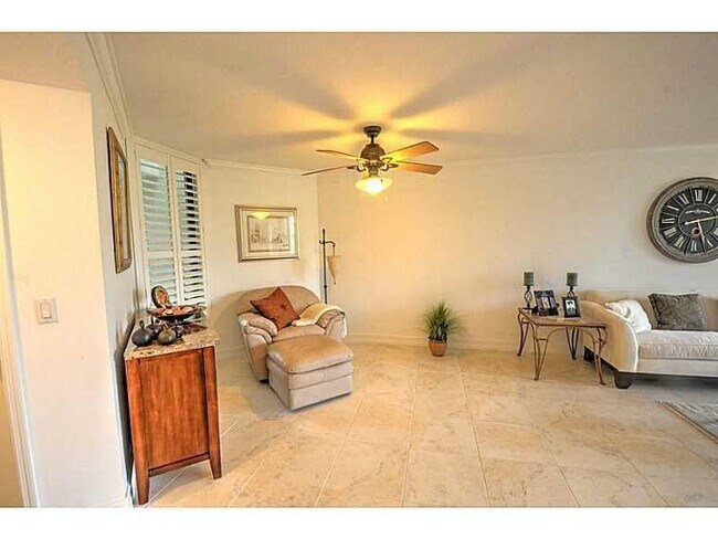 Building Photo - 6371 La Costa Dr