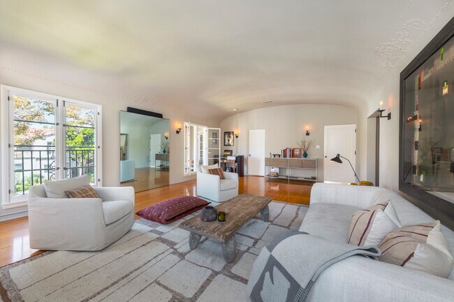 living room - 148 S Orange Dr