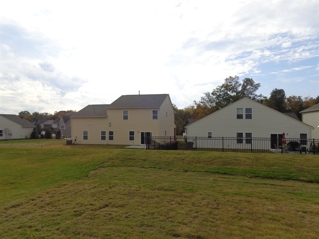 Building Photo - 15141 Taylor Ridge Ln