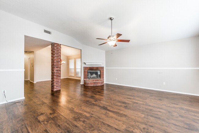 Building Photo - 3724 Chaddybrook Ln