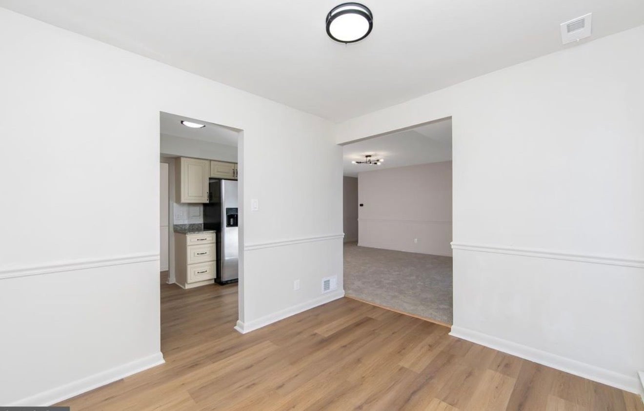 Building Photo - 222 Echelon Rd