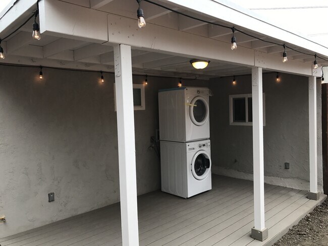 Building Photo - 162nd Duplex
