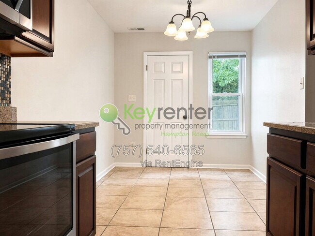 Building Photo - 153 S Comanche Cluster