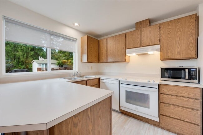 Building Photo - 3bd/2ba Bothell Home