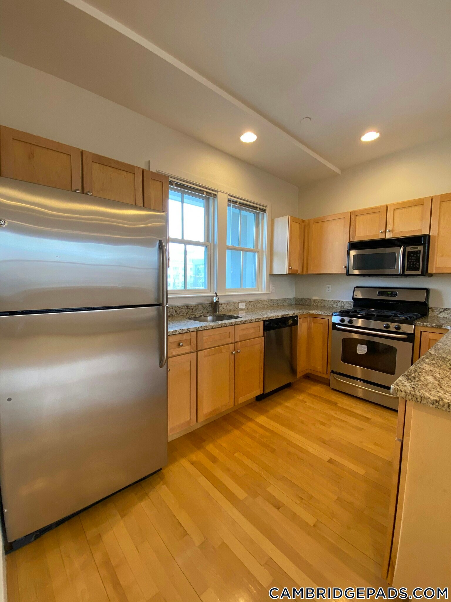 Building Photo - 110 Second St