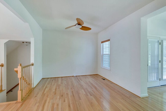 Building Photo - 41 Pine Needle Way